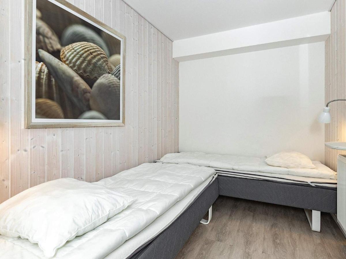 4 Person Holiday Home In Wendtorf Экстерьер фото